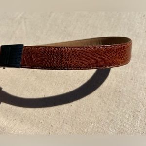 VINTAGE genuine lizard belt with STERLING silver belt buckle. Size small